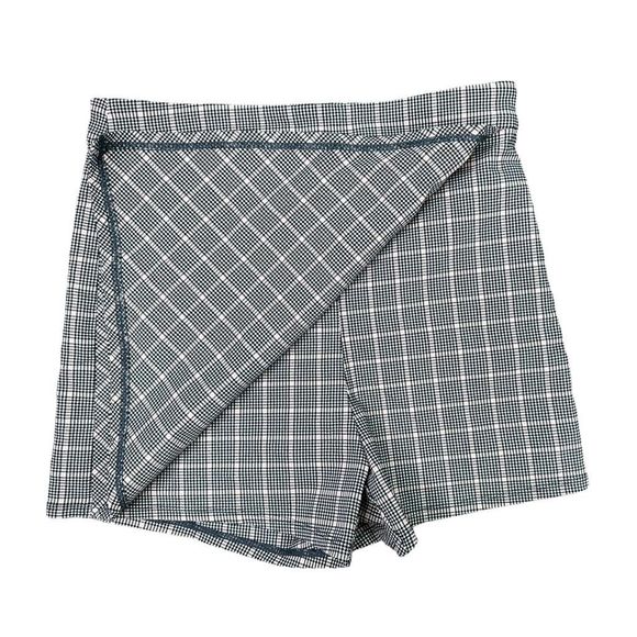 Garage Y2K Mini Plaid School-Girl Skort - Size Small - Picture 2 of 5